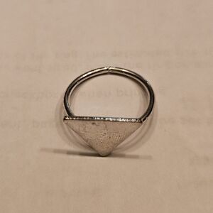 SHEIN Silver Geometric Triangle Ring